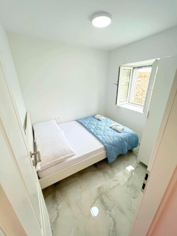 Apartman Laura مْليني المظهر الخارجي الصورة